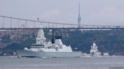 Сторожевой корабль ВМС РФ открыл огонь по британскому эсминцу - porosenka.net - Россия - Англия