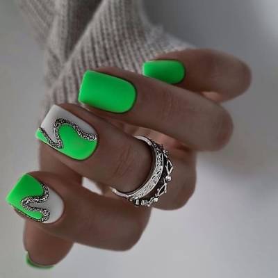 Идеи зелёного маникюра на короткие ногти - all-for-woman.com