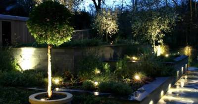 10 вариантов, как организовать уютное уличное освещение в саду - lifehelper.one