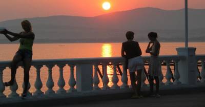 Почему море на популярном российском курорте стало красным - wmj.ru - Турция - Стамбул - Геленджик