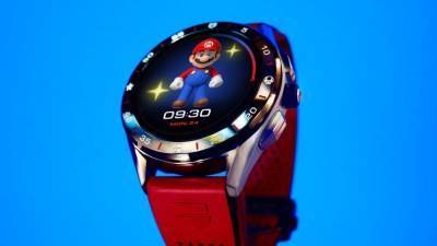Скучали по любимому персонажу детства Super Mario? Теперь он возвращается на циферблате часов TAG Heuer - vogue.ru