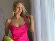 Как у звезд Instagram: 5 самых модных платьев лета 2021 - cosmo.com.ua