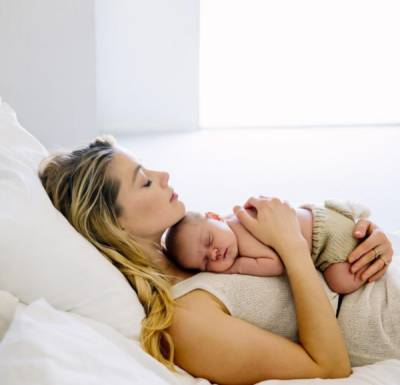 Эмбер Херд впервые стала мамой... - glamour.ru