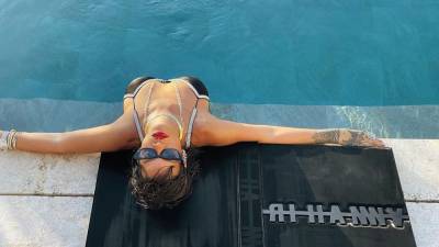 Жизель Оливейра - Какие купальники выбирают знаменитости этим летом - vogue.ua - Греция - Испания - Лос-Анджелес