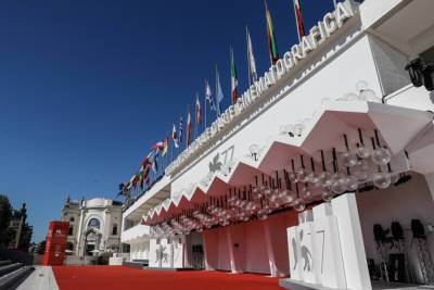 Cartier стал генеральным спонсором Венецианского международного кинофестиваля - vogue.ua
