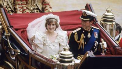 принцесса Диана - Диана Спенсер - принц Чарльз - Любой желающий может стать обладателем куска свадебного торта принцессы Дианы и принца Чарльза (ему 40 лет!) - tatler.ru - Лондон