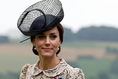 Кейт Миддлтон - принц Уильям - принц Джордж - Kate Middleton - Кейт Миддлтон ушла на самоизоляцию после контакта с зараженным коронавирусом - spletnik.ru