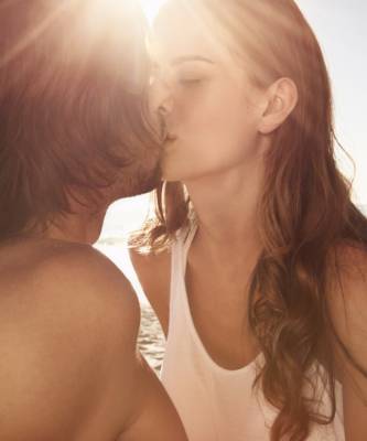 20 фактов о поцелуях: отмечаем Всемирный день поцелуев - elle.ru - Сша