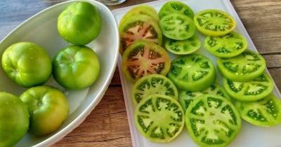 Необычная и вкусная заготовка зелёных помидоров — вы тоже будете так делать - lifehelper.one
