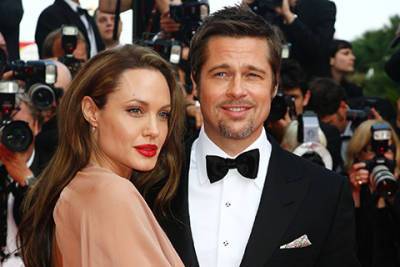 Анджелина Джоли - Брэд Питт - Шато Мираваль - Brad Pitt - Angelina Jolie - Анджелина Джоли подала новые документы в суд по делу о разводе с Брэдом Питтом - spletnik.ru - Франция