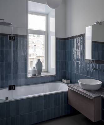 Вертикальная плитка в ванной комнате: 25+ примеров - elle.ru