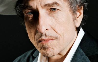 Роберт Дилан - Легендарного музыканта Боба Дилана обвинили в изнасиловании 12-летней девочки - hochu.ua - Нью-Йорк - Нью-Йорк