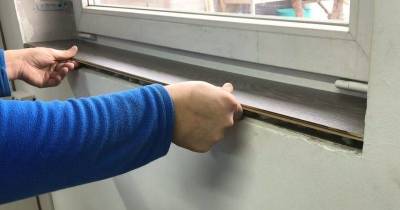 Не выбрасывайте остатки ламината после ремонта: практичная идея для оформления откосов окна и двери - lifehelper.one