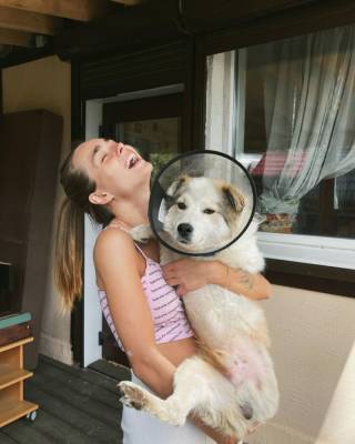 Маха Горячева, блогер-миллионник: «У меня три собаки, но Пломбир – самый особенный пес из всех, кого я встречала» - mur.tv