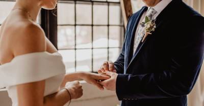 Жених не позвал лучшего друга на свадьбу из-за его имени - wmj.ru - Англия
