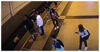 Неравнодушный москвич спас упавшего на рельсы в метро мужчину - porosenka.net - Россия