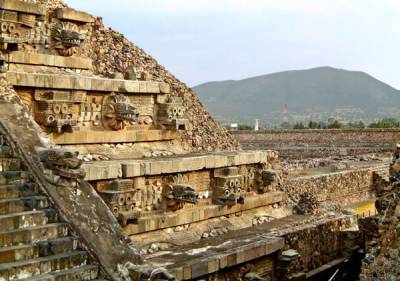 В Мексике под древней пирамидой обнаружили целое озеро ртути - porosenka.net - Мексика - Мехико