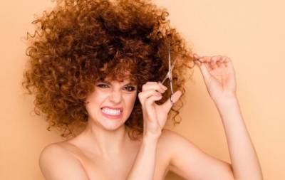 Грива в стиле Бейонсе: что нужно знать о "кудрявом методе" мытья волос? - hochu.ua