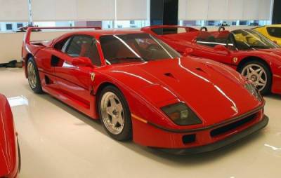 Самая сумасшедшая частная коллекция спорткаров Ferrari и Porsche - porosenka.net