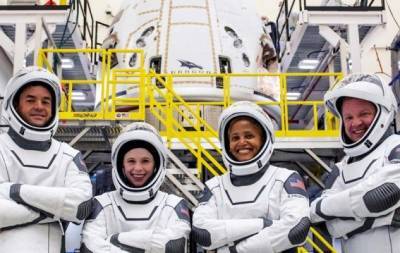 Илон Маск - Туризм будущего: компания Илона Маска SpaceX впервые отправила в космос гражданскую миссию - hochu.ua