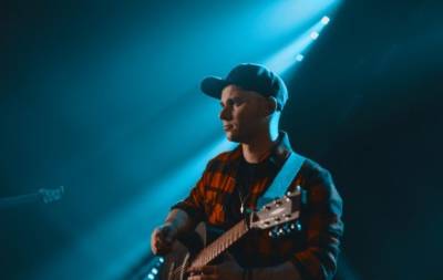 Іван Марунич разом зі своїм новим проектом Karta Svitu випустив дебютний кліп на пісню "Квартира" (ВІДЕО) - hochu.ua