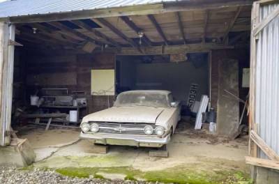 Chevrolet Impala 1960 — невероятная гаражная находка, и двигатель все еще работает - porosenka.net