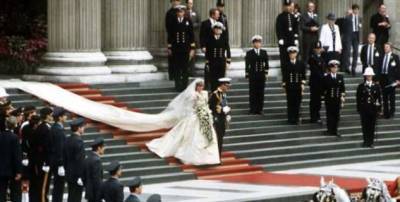 Маргарет Тэтчер - Диана Спенсер - принц Чарльз - Элизабет Эмануэль - Дэвид Эмануэль - Нэнси Рейган - 40 лет назад Диана Спенсер вышла замуж за принца Чарльза - chert-poberi.ru - Сша - Лондон - Англия - Монако