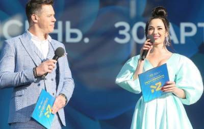 30 песен от 30 топовых артистов: как прошел концерт "Головні хіти Незалежності" от телеканала М2 - hochu.ua - Украина