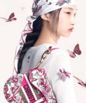 Китайский Новый год в стиле Dior — это много розового цвета и бабочек - elle.ru