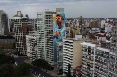 Лионель Месси - Великолепное граффити в честь Месси появилось в его родном городе Росарио - chert-poberi.ru - Аргентина