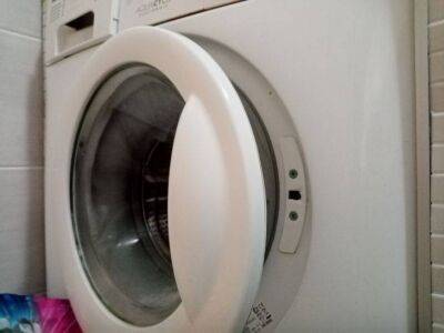 Налейте несколько капель в стиральную машину: полотенца станут более пушистыми и мягкими, чем когда-либо - lifehelper.one