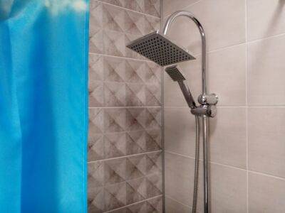 Елена Шимановская - 4 совета по уходу за шторкой в ванной, которые помогут добиться идеальной чистоты с минимумом усилий - belnovosti.by