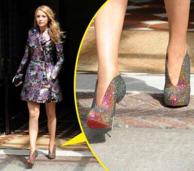 Christian Dior - Хелена Бонем Картер - 12 знаменитых дам, которые, кажется, и сами не ожидали, что их обувь вызовет столько разговоров - milayaya.ru
