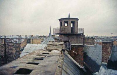 Что за странные башенки остались на многих домах со времен сталинского СССР - chert-poberi.ru - Ссср - Россия - Санкт-Петербург