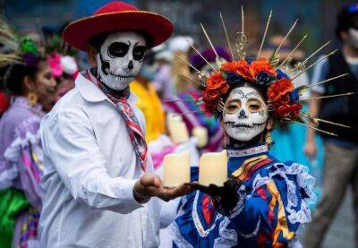 Процессия по случаю Дня мертвых в Мехико - chert-poberi.ru - Мексика - Никарагуа - Гватемала - Мехико - Гондурас