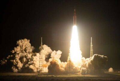 Сверхтяжелая ракета SLS отправила к Луне космический корабль «Орион» - chert-poberi.ru