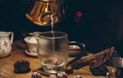 Кухонные лайфхаки: 5 способов заставить чайник блестеть, как новый - hochu.ua