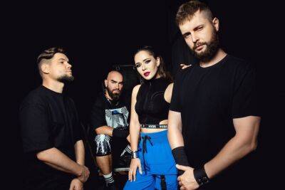 Гурт The Hardkiss випустив сингл "Маяк" — історію про надію та боротьбу - vogue.ua
