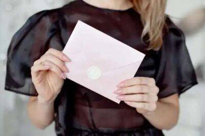 Невестке на день рождения свекры кладут в конверт гораздо меньше денег, чем сыну - lublusebya.ru