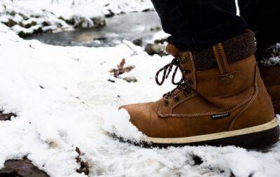 Зимний лайфхак: как избавиться от следов соли на обуви - hochu.ua