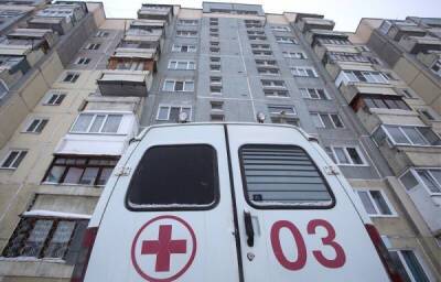 Александр Евдокимов - Врачи строят версии: как восьмиклассница выжила, упав с балкона 22 этажа - porosenka.net