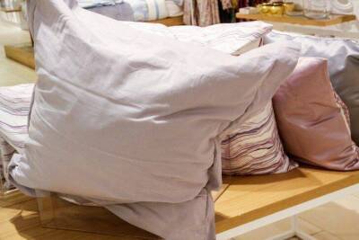 Светлана Протас - Как за 30 секунд понять, пришло ли время менять подушку: на заметку домохозяйкам - lifehelper.one