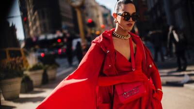 Ханна Леони - Streetstyle: как одеваются гости на Неделе моды в Нью-Йорке - vogue.ua - Нью-Йорк - Нью-Йорк