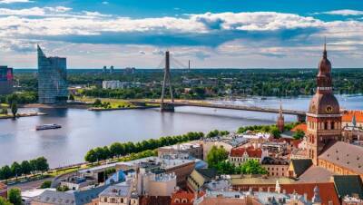 Латвия отказывается от ограничений и планирует открыться для туристов - fokus-vnimaniya.com - Латвия