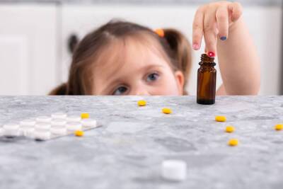 Можно ли давать ребёнку обезболивающие таблетки? - lifehelper.one