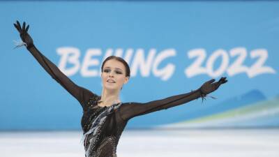 Этери Тутберидзе - Анна Щербакова - Щербакова вернулась к тренировкам после победы на ОИ-2022 - wmj.ru