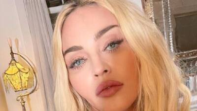 Помолодевшая Мадонна обновила имидж и добавила черные локоны к блонду - wmj.ru