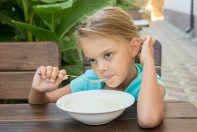 Манная каша: как правильно приготовить блюдо из детства? - lifehelper.one