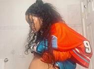 Asap Rocky - Мімімі дня: вагітна Ріанна показала животик на новому домашньому фото - cosmo.com.ua