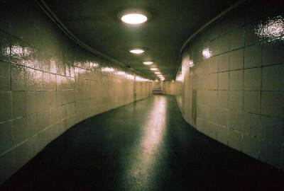 15 кошмарных коридоров, которые напоминают локации из ужастиков - lifehelper.one